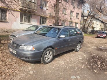 Toyota: Toyota Avensis: 2002 г., 1.8 л, Механика, Бензин, Универсал