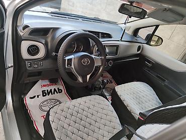 витс ярис: Toyota Yaris: 2012 г., Хэтчбэк — 5