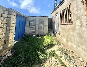 Kommersiya daşınmaz əmlakı: 1 sotun içində temirsiz ev SATILIR Ev Sumqayıt şəhəri, H.Z. Tağıyev — 1