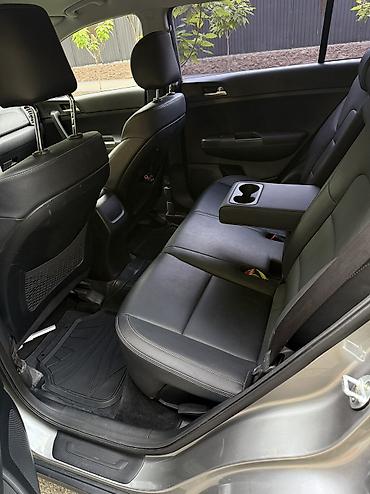 geeli coolray: Kia Sportage: 2018 г., 2 л, Автомат, Дизель, Кроссовер — 3