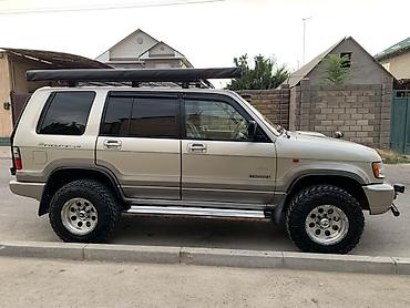 4х4 машина: Isuzu Bighorn: 2001 г., 3 л, Автомат, Дизель, Внедорожник — 2