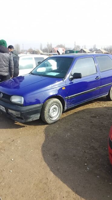 фольксваген 2005: Volkswagen Golf: 1993 г., 1.5 л, Механика, Бензин, Седан