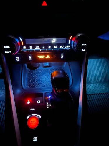 Toyota: Toyota RAV4: 2020 г., 2.5 л, Автомат, Бензин, Внедорожник — 4