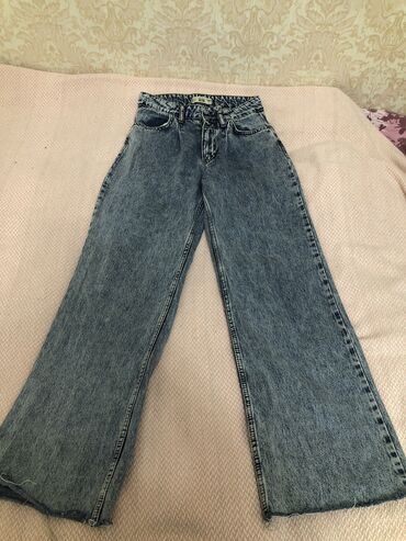 женские джинсы с высокой талией: Джинсы S (EU 36), M (EU 38), цвет - Голубой