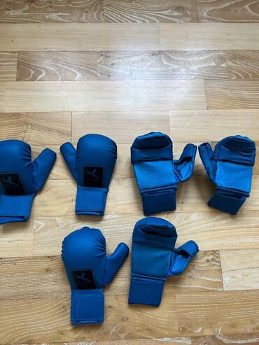 Перчатки для карате от комании Domyos. Размер: Детский. Хорошоя