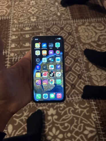 Apple iPhone: IPhone Xr, 64 GB, Ağ, Face ID