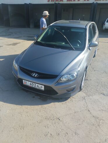 Hyundai: Hyundai i30: 2011 г., 1.6 л, Механика, Бензин, Хэтчбэк at lalafo.kg Hyundai: Hyundai i30: 2011 г., 1.6 л, Механика, Бензин, Хэтчбэк