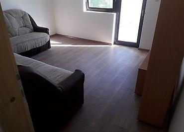 Građevinarstvo i rekonstrukcija: Postavljanje laminata, vinil ploča sa profesionalnom opremom. Cena — 11
