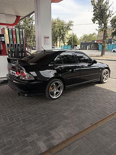 Унаа сатуу: Lexus IS: 2002 г., 2 л, Автомат, Бензин, Седан — 1