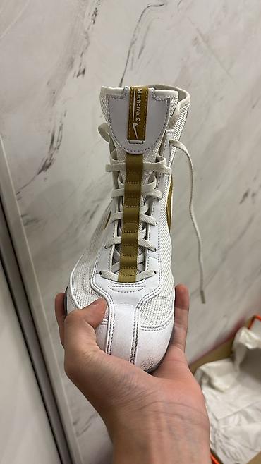 nike react: Боксерские ботинки Nike Machomai 2 - Цвет: белый с золотыми акцентами — 3