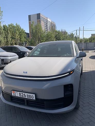 neta ls: Lixiang L6: 2025 г., 1.5 л, Автомат, Гибрид, Кроссовер — 2