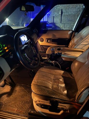 Land Rover: Land Rover Range Rover: 4.4 l | 2004 il 450000 km Ofrouder/SUV — 5