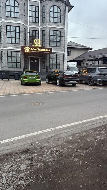 Аренда помещений свободного назначения: Сдается в аренду просторное коммерческое помещение в современном — 3