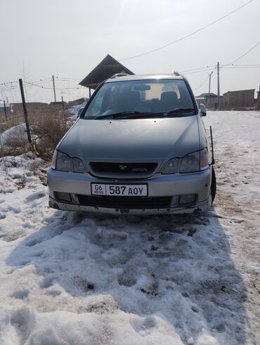 2 моно: Toyota Gaia: 1998 г., 2 л, Автомат, Бензин, Минивэн