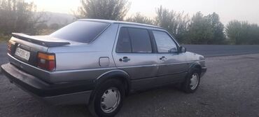 subaru forester 1: Volkswagen Jetta: 1989 г., 1.8 л, Механика, Бензин, Седан