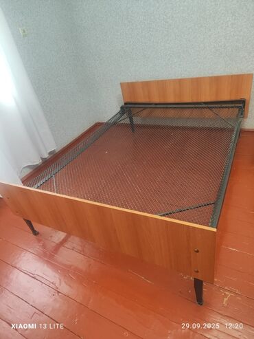 halı: İkinəfərlik çarpayı, Bazasız, Matrassız, Siyirməsiz