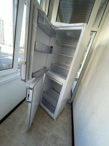 Холодильник Beko, Б/у, Двухкамерный