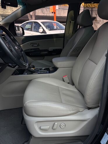 Kia: Kia Carnival: 2019 г., 2.2 л, Вариатор, Дизель, Минивэн — 6