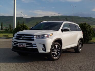 corolla runx: Toyota Highlander: 2018 г., 3.5 л, Автомат, Бензин, Кроссовер