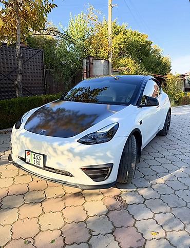 Tesla: Tesla Model Y: 2023 г., Электромобиль, Кроссовер lalafo.kg да — 1 Tesla: Tesla Model Y: 2023 г., Электромобиль, Кроссовер — 1