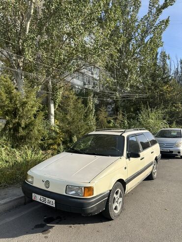 крепления для велосипеда на машину: Volkswagen Passat: 1993 г.