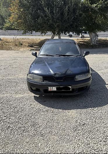 Mitsubishi Carisma: 2002 г., 1.6 л, Автомат, Бензин, Седан