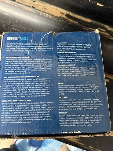 Stupisalar: Ford mustang stupcia qabaglar ve arxa bir eded Detroit Axle K513346 — 2
