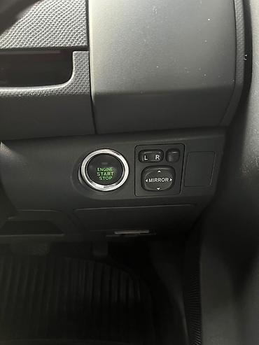 крузак 200 рестайлинг: Toyota Vitz: 2006 г., 1.3 л, Автомат, Бензин, Хэтчбэк — 4