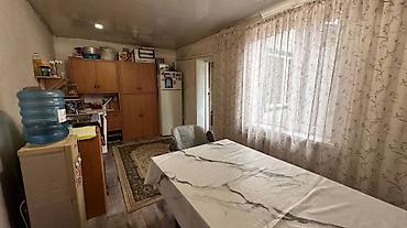 Продажа коттеджей и домов: Продается жилой дом с большим огражденным участком 8 соток, фактически at lalafo.kg — 10 Продажа коттеджей и домов: Продается жилой дом с большим огражденным участком 8 соток, фактически — 10