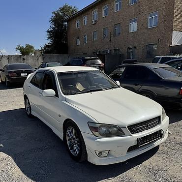 авто обмен на квартиру: Toyota Altezza: 2003 г., Седан — 3