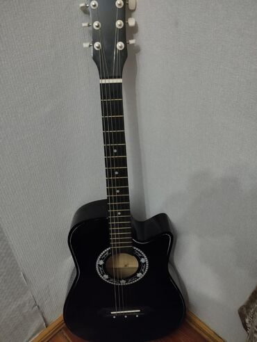 gitar amfi: Akustik gitara, Akai, 6 sim, İşlənmiş, Pulsuz çatdırılma