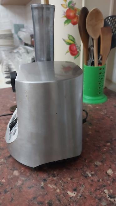 Ət çəkən maşınlar: Ət çəkən maşın Kenwood, 1600 Vt, Reverssiz, İşlənmiş — 2