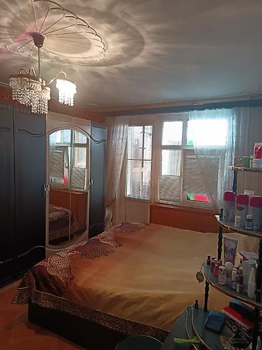 Mənzillər: Bakı, Bakıxanov qəs., 3 otaqlı, Köhnə tikili, 70 kv. m — 6