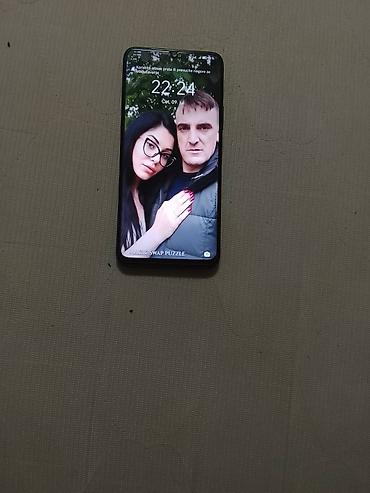 Honor: Honor (model CMA-LX1) smartphone - Ekran: 6.5" HD+ rezolucije 1600 × — 3