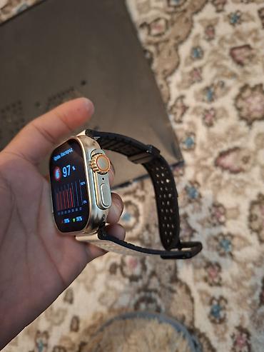 galaxy watch ultra: Смарт-часы в стиле Ultra, корпус серебристый, прямоугольный дисплей с — 1