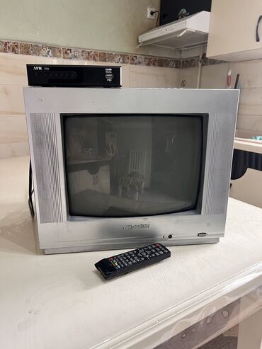 продажа пультов для телевизора: Продаю цветной телевизор “FORTUNA” Модель F1498NT Хорошее рабочее