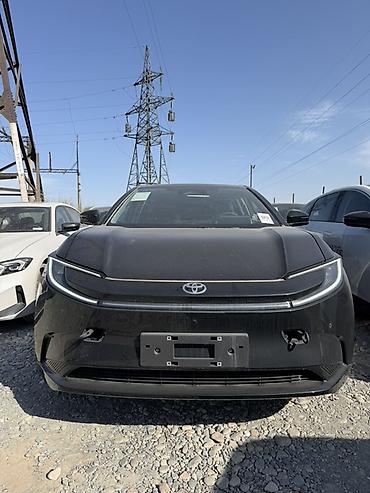 gbt dc: Toyota bZ5: 2026 г., Автомат, Электромобиль, Седан — 2