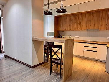 на год: For rent spacious 2 bedroom apartment located at 84 Umetalieva / — 5