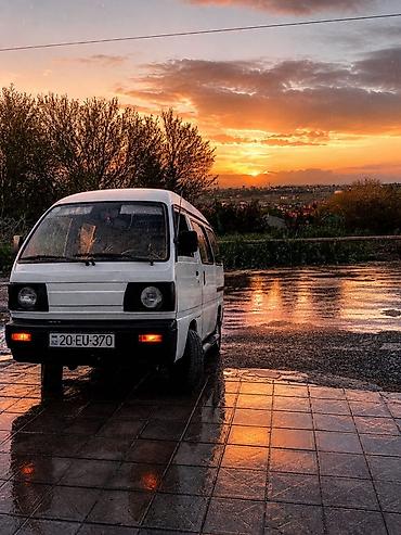 LDV: Kompakt yük-sərnişin mikroavtobusu - Korpus: Ağ rəngli, sürgülü yan — 6