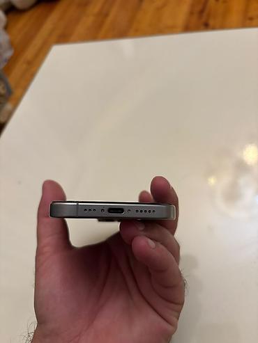 sntv sumqayit unvan: IPhone 15 Pro, Göy, Face ID — 5