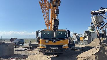sprinter 315: Услуги автобетононасоса Город Каракол Ак-Суу, Туп, помпа, бетон — 6