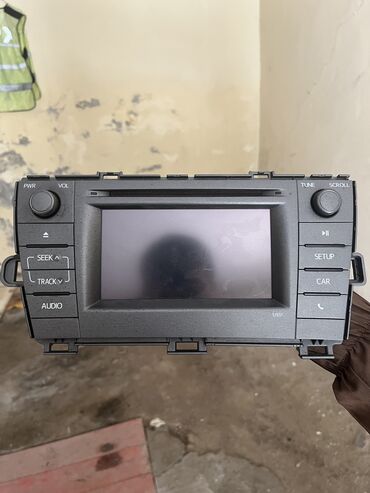 фольксваген поло 1: Original üstdən çıxma 30 kuza prius monitor hər bir şeyi işləkdir