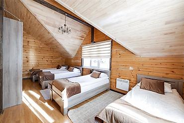 Иссык-Куль 2026: Коттедж, КОТТЕДЖ 7 Каракол, Парковка, стоянка, Охраняемая территория, Кумысолечение — 4