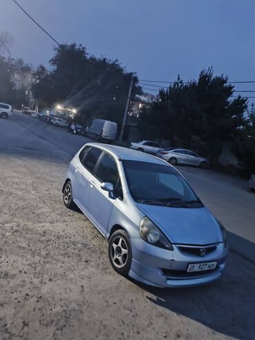 2 3 матор: Honda Fit: 2002 г., 1.3 л, Вариатор, Бензин, Хэтчбэк