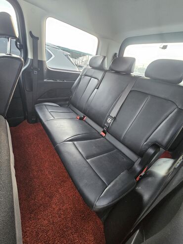 Hyundai: Hyundai Staria: 2022 г., 2.2 л, Типтроник, Дизель, Минивэн — 19