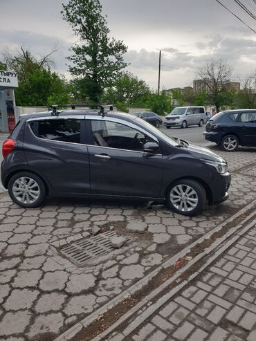 чехлы авто: Chevrolet Spark: 1 л | 2016 г. | 42000 км