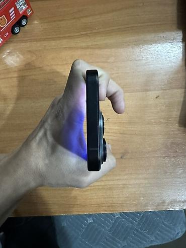 google pixel 10: IPhone 16 Pro, Б/у, 512 ГБ, Черный, Чехол, 87 % — 5