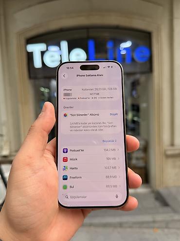 iphone iks: IPhone 16 Pro, 256 GB, Desert Titanium, Zəmanət, Kredit, Simsiz şarj — 6
