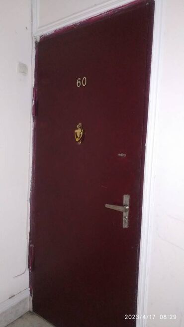 Uzunmüddətli kirayə mənzillər: Ev remontdan yeni cixib 4 ay boş qalib cemi. Ev esyasiz verilir, Su — 14