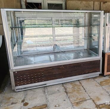 Qaşıqlar: Vitrin soyuducu
160sm
1200azn
20yanvar 5401 leli